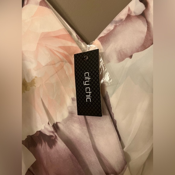 CITY CHIC Bella Rosa Ivory Maxi Dress Size 16 - Picture 6 of 11